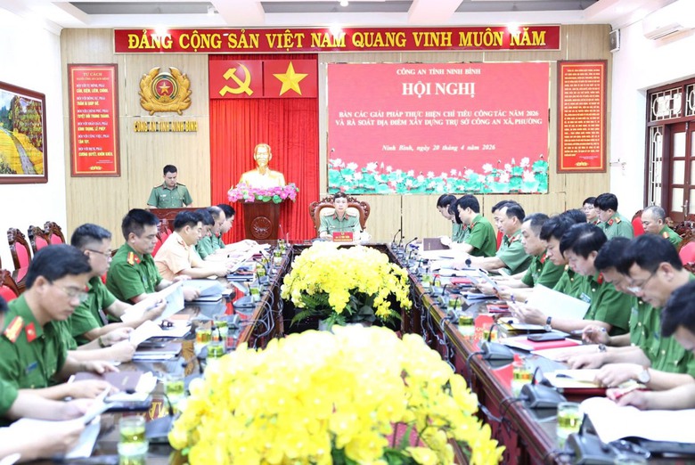 C&ocirc;ng an Ninh B&igrave;nh r&agrave; so&aacute;t địa điểm x&acirc;y dựng 16 trụ sở cấp x&atilde;- Ảnh 1.