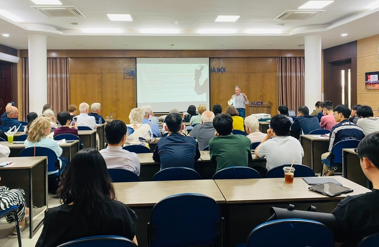 Chuy&ecirc;n gia H&agrave; Lan chia sẻ giải ph&aacute;p đ&ocirc; thị th&iacute;ch ứng biến đổi kh&iacute; hậu- Ảnh 1.