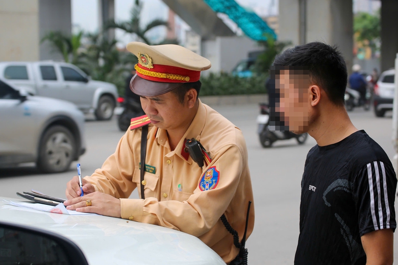 Đề xuất sửa đổi Nghị định 168: Kh&ocirc;ng tịch thu xe với ba h&agrave;nh vi vi phạm giao th&ocirc;ng- Ảnh 2.