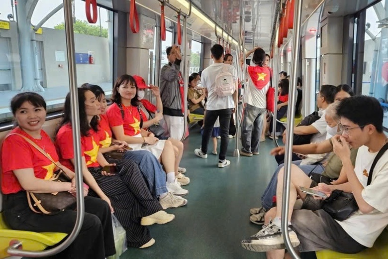 H&agrave; Nội đề xuất miễn v&eacute; 128 tuyến xe bu&yacute;t, 2 tuyến metro dịp nghỉ lễ- Ảnh 1.