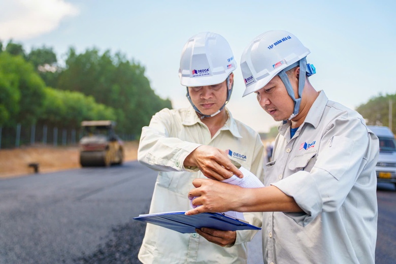 Nh&agrave; thầu giao th&ocirc;ng lo giữ ch&acirc;n nh&acirc;n lực- Ảnh 1.