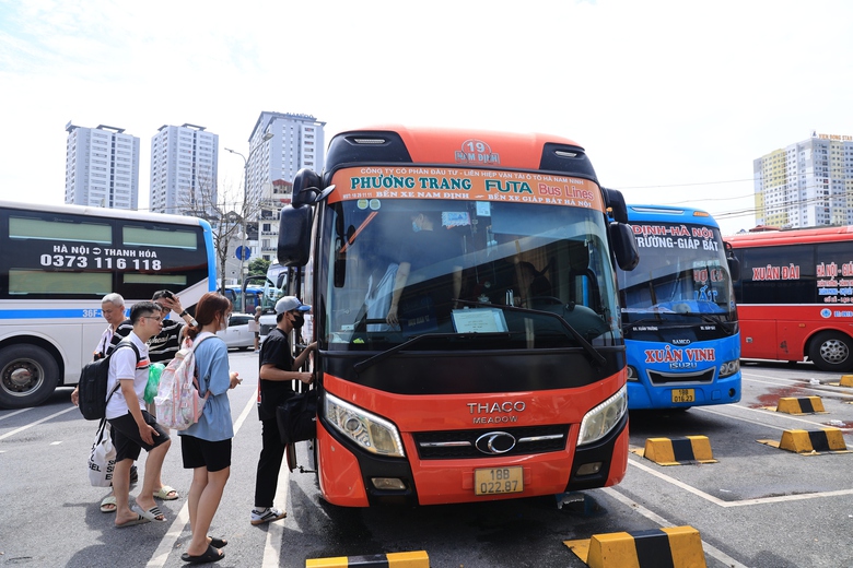 Tăng cường kiểm so&aacute;t gi&aacute; v&eacute;, kh&ocirc;ng để thiếu phương tiện vận chuyển dịp nghỉ lễ 30/4- Ảnh 1.