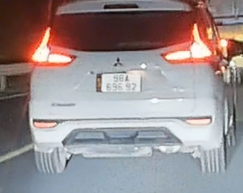 Từ phản &aacute;nh của người d&acirc;n, CSGT xử l&yacute; nhiều l&aacute;i xe vi phạm vượt ẩu tr&ecirc;n QL1A- Ảnh 1.