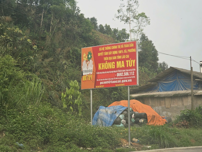 Băng rừng, vượt n&uacute;i "g&otilde; cửa" từng nh&agrave; test ma t&uacute;y ở L&agrave;o Cai- Ảnh 7.