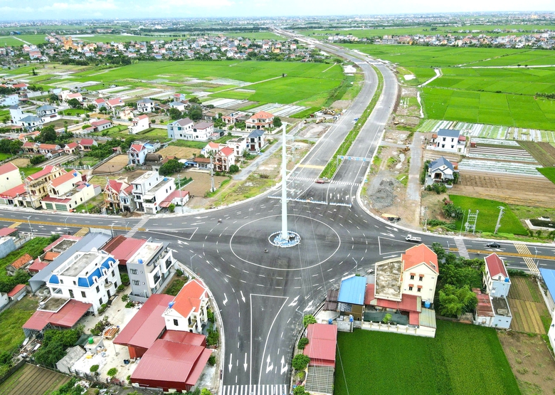 Ninh B&igrave;nh ưu ti&ecirc;n hạ tầng số, x&acirc;y nền tảng đ&ocirc; thị th&ocirc;ng minh- Ảnh 2.