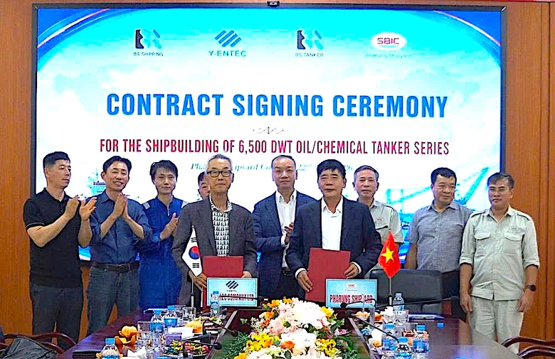 Ph&agrave; Rừng k&yacute; hợp đồng đ&oacute;ng mới 10 t&agrave;u chở dầu/h&oacute;a chất cho đối t&aacute;c H&agrave;n Quốc- Ảnh 1.