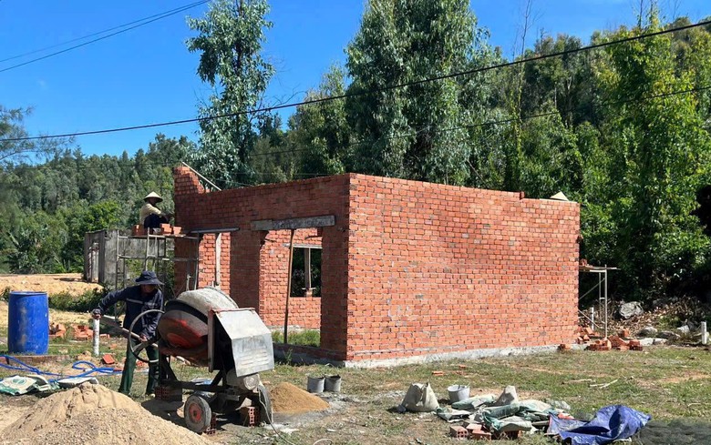 Quảng Ng&atilde;i: Xử l&yacute; nghi&ecirc;m t&igrave;nh trạng x&acirc;y dựng tr&aacute;i ph&eacute;p tại KKT Dung Quất- Ảnh 1.