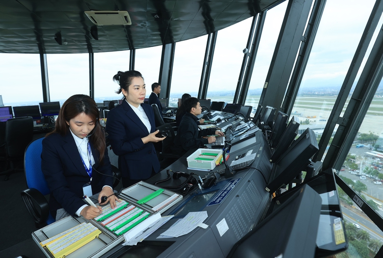 Việt Nam đăng cai Hội nghị CANSO 2026: Tăng tốc hiện đại h&oacute;a quản l&yacute; bay khu vực- Ảnh 1.