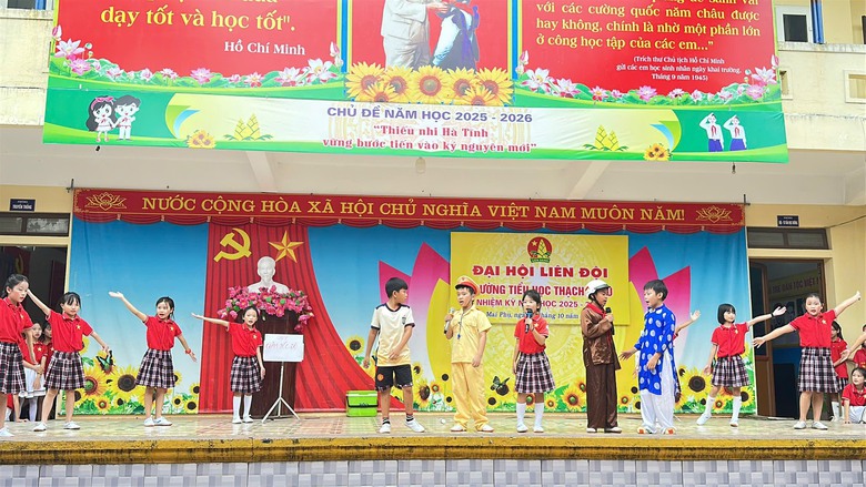 H&agrave; Tĩnh: Đẩy mạnh tuy&ecirc;n truyền an to&agrave;n giao th&ocirc;ng cho học sinh- Ảnh 3.