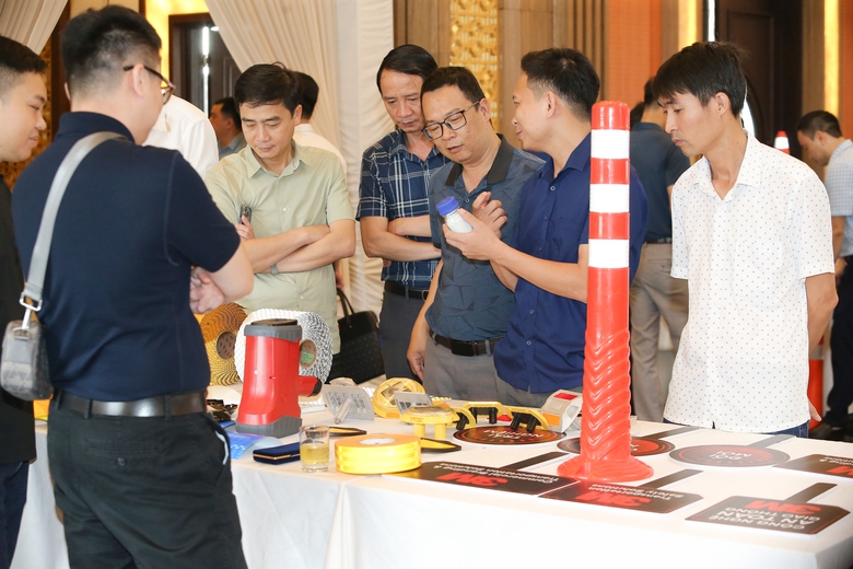 Tập huấn c&ocirc;ng t&aacute;c ATGT, ph&ograve;ng chống thi&ecirc;n tai v&agrave; t&igrave;m kiếm cứu nạn khu vực ph&iacute;a Bắc- Ảnh 8.