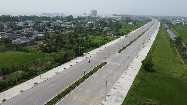 Đường ven biển ở Thanh H&oacute;a khi n&agrave;o nối liền mạch?- Ảnh 2.