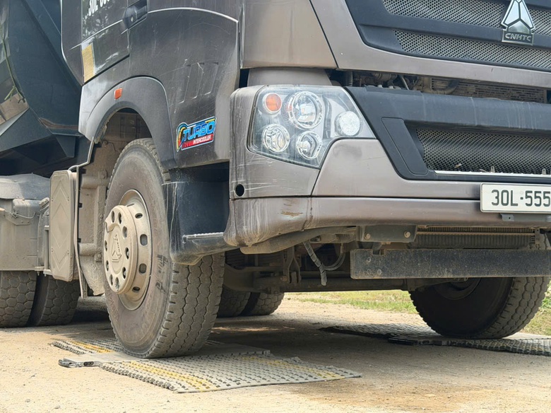 Xử l&yacute; &ocirc; t&ocirc; cơi nới th&ugrave;ng, chở h&agrave;ng qu&aacute; tải ở Ph&uacute; Thọ- Ảnh 8.