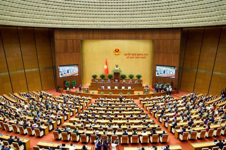 Cắt giảm khoản chi kh&ocirc;ng cần thiết để cải c&aacute;ch tiền lương, tăng chi đầu tư hạ tầng- Ảnh 1.