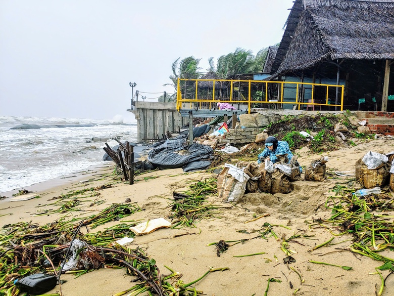 Đ&agrave; Nẵng chi gần 500 tỷ đồng x&acirc;y dựng khẩn cấp k&egrave; bảo vệ s&ocirc;ng Thu Bồn v&agrave; chống x&oacute;i lở biển- Ảnh 2.