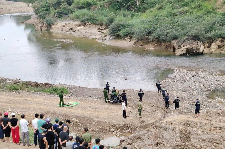 Tuy&ecirc;n Quang: T&igrave;m thấy thi thể học sinh bị đuối nước sau 2 ng&agrave;y t&igrave;m kiếm- Ảnh 1.
