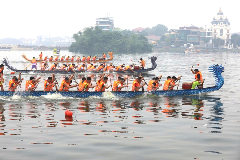 Ti&ecirc;n Lương v&ocirc; địch Giải Bơi chải tỉnh Ph&uacute; Thọ dịp Giỗ Tổ H&ugrave;ng Vương 2026- Ảnh 2.