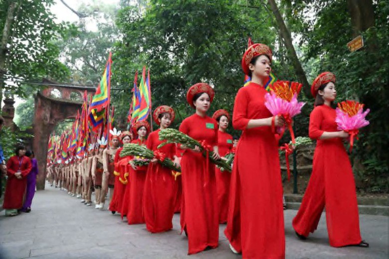 Tổng B&iacute; thư, Chủ tịch nước T&ocirc; L&acirc;m d&acirc;ng hương tưởng niệm c&aacute;c vua H&ugrave;ng- Ảnh 8.
