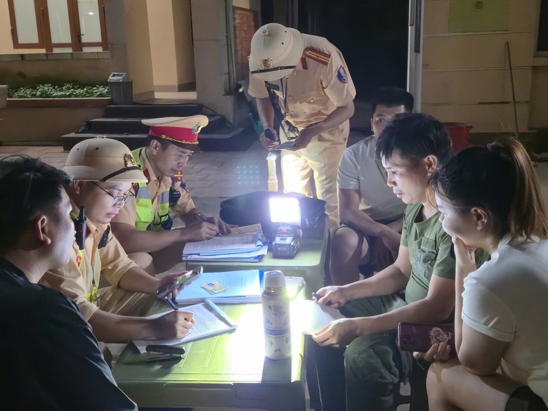 Th&aacute;i Nguy&ecirc;n tăng cường kiểm so&aacute;t giao th&ocirc;ng, bảo đảm an to&agrave;n dịp lễ 30/4 - 1/5- Ảnh 16.