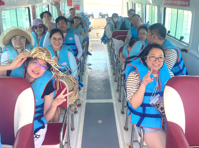 Gia Lai tăng cường an to&agrave;n giao th&ocirc;ng đường thủy, n&acirc;ng chất lượng du lịch biển- Ảnh 6.