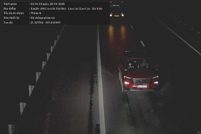 Hai lỗi vi phạm phổ biến nhất bị camera AI ghi nhận tr&ecirc;n cao tốc Nội B&agrave;i - L&agrave;o Cai- Ảnh 1.