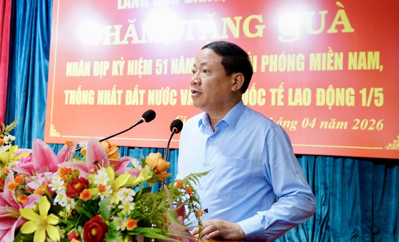 Đại tướng Nguyễn Trọng Nghĩa thăm, tặng qu&agrave; gia đ&igrave;nh ch&iacute;nh s&aacute;ch tại Gia Lai- Ảnh 3.