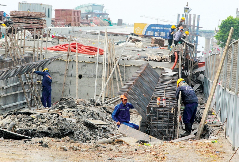 Những đại c&ocirc;ng trường l&agrave;m xuy&ecirc;n lễ- Ảnh 1.