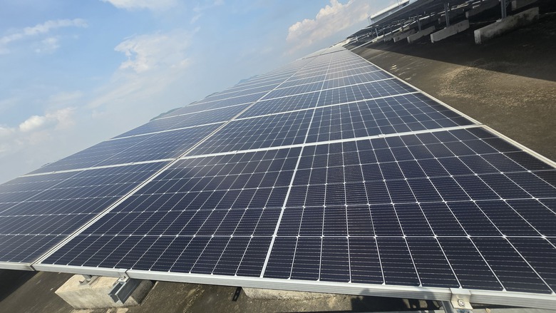 Thủ tướng: Đẩy mạnh ph&aacute;t triển điện mặt trời m&aacute;i nh&agrave;, tăng nhập khẩu điện- Ảnh 1.