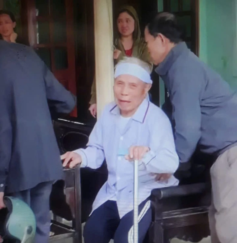 Vợ tử nạn, mẹ nguy kịch, người chồng gồng g&aacute;nh 3 con nhỏ- Ảnh 3.