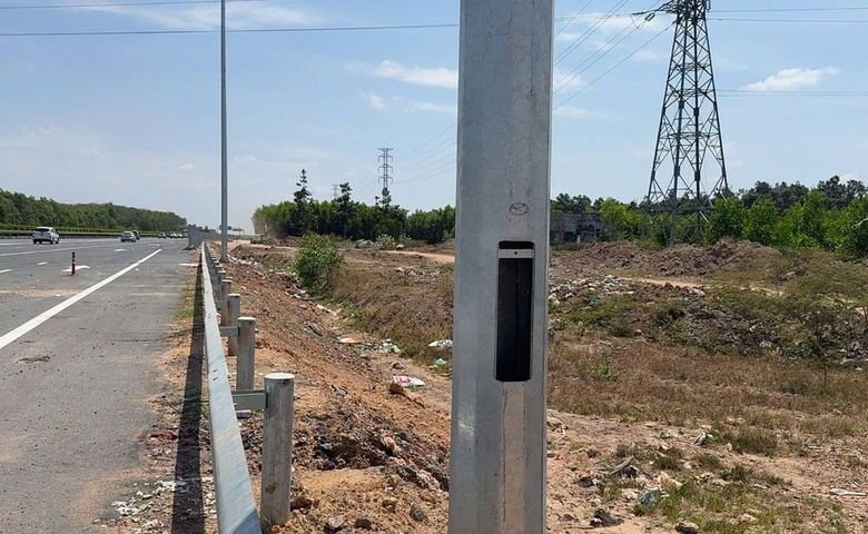 Mất cắp vật tư chiếu s&aacute;ng, c&aacute;p điện tại dự &aacute;n cao tốc Bi&ecirc;n H&ograve;a - Vũng T&agrave;u- Ảnh 4.