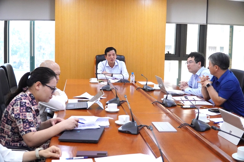 Thứ trưởng B&ugrave;i Xu&acirc;n Dũng: Sớm ho&agrave;n thiện Nghị định về năng lực hoạt động x&acirc;y dựng- Ảnh 1.