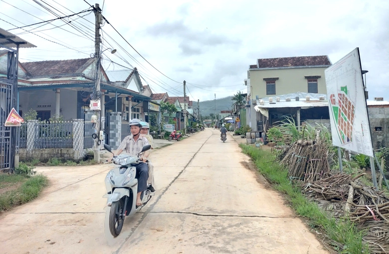 Gia Lai đề nghị sớm cắm cọc mốc giải phóng mặt bằng đường sắt tốc độ cao- Ảnh 1. Gia Lai đề nghị sớm cắm cọc mốc giải phóng mặt bằng đường sắt tốc độ cao- Ảnh 1.