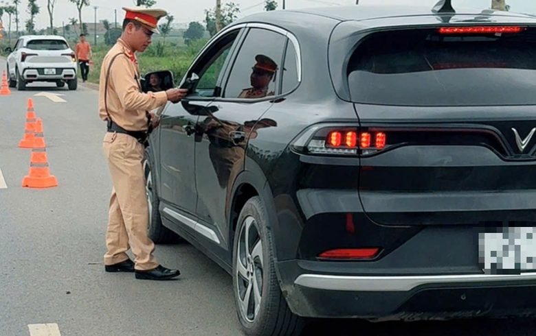 Ninh B&igrave;nh: Xử l&yacute; 393 vi phạm nồng độ cồn, phạt 1,7 tỷ đồng- Ảnh 1.