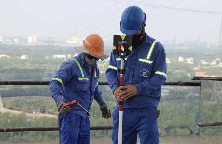 Giữ nhịp thi c&ocirc;ng xuy&ecirc;n lễ, đẩy tiến độ c&aacute;c dự &aacute;n hạ tầng trọng điểm ở TP Đồng Nai- Ảnh 4.