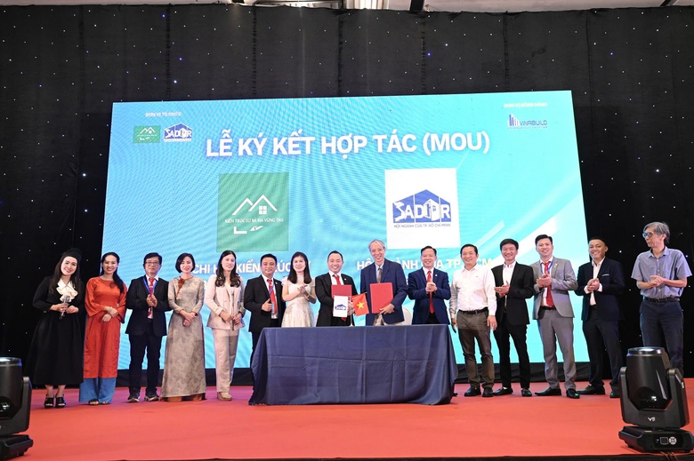 Li&ecirc;n kết hệ sinh th&aacute;i ng&agrave;nh cửa: Hướng đi mới của doanh nghiệp x&acirc;y dựng- Ảnh 2.