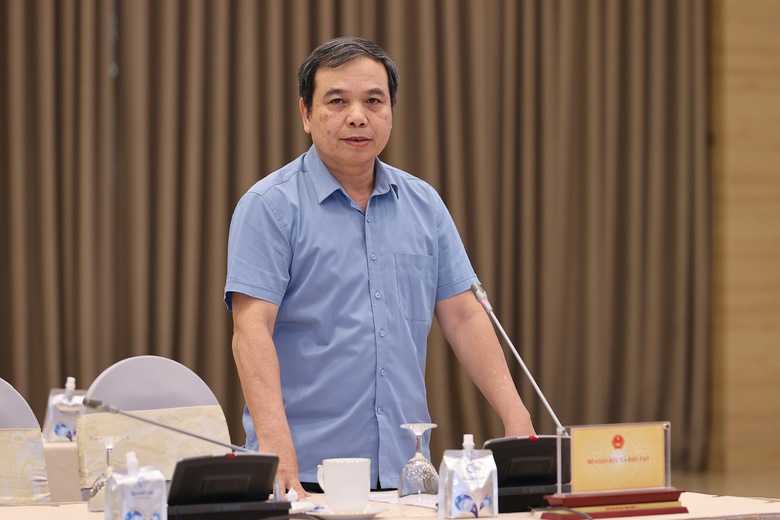 Đảm bảo nguồn cung xăng dầu, kh&ocirc;ng để thiếu điện m&ugrave;a h&egrave;- Ảnh 4.