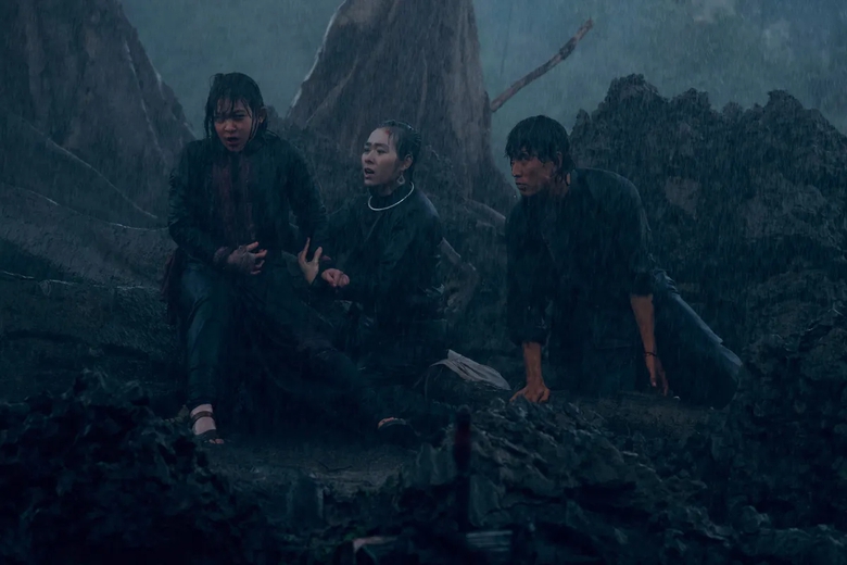 N&oacute;ng đường đua phim Việt dịp 30/4- Ảnh 5.