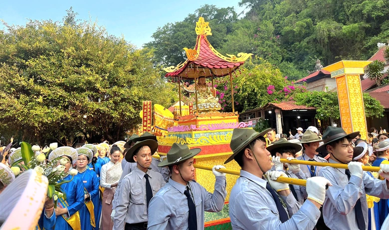 Kh&ocirc;ng gian văn h&oacute;a t&acirc;m linh đặc sắc ở lễ hội Qu&aacute;n Thế &Acirc;m Ngũ H&agrave;nh Sơn 2026- Ảnh 8.