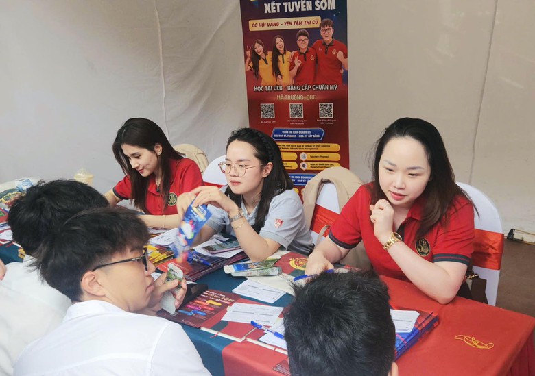 Đại học Kinh tế - Đại học Quốc gia H&agrave; Nội tuyển 3.000 chỉ ti&ecirc;u năm 2026- Ảnh 1.