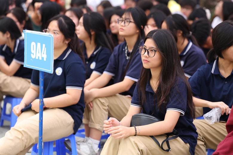 Tuyển sinh lớp 10 trường tư thục H&agrave; Nội: Chỉ x&eacute;t tuyển, kh&ocirc;ng được thi ri&ecirc;ng- Ảnh 1.