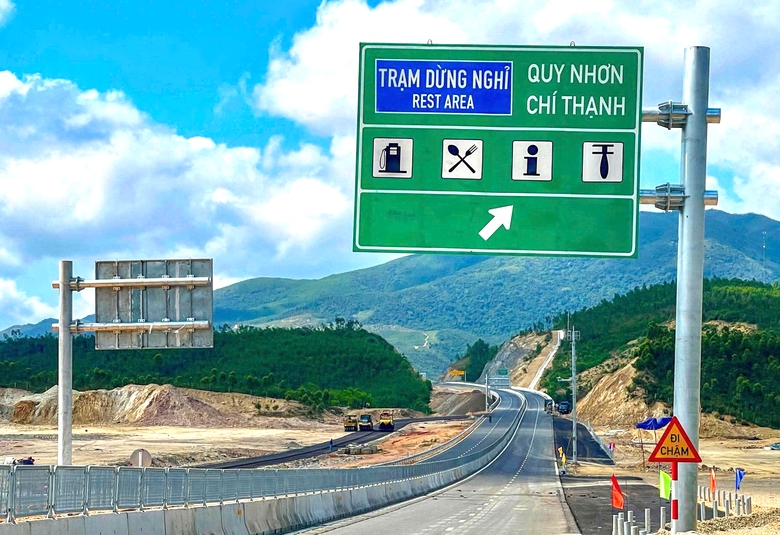 Nỗ lực đưa cao tốc Quy Nhơn - Ch&iacute; Thạnh v&agrave;o khai th&aacute;c trước 30/4- Ảnh 6.