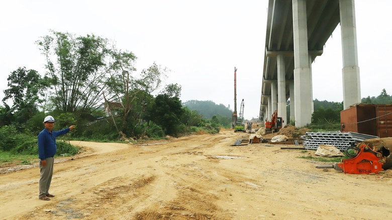 Gi&aacute; nhi&ecirc;n liệu, vật liệu tăng cao, nh&agrave; thầu hầm Thần Vũ nỗ lực duy tr&igrave; tiến độ- Ảnh 2.