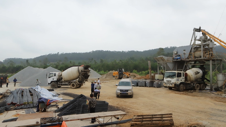 Gi&aacute; nhi&ecirc;n liệu, vật liệu tăng cao, nh&agrave; thầu hầm Thần Vũ nỗ lực duy tr&igrave; tiến độ- Ảnh 5.