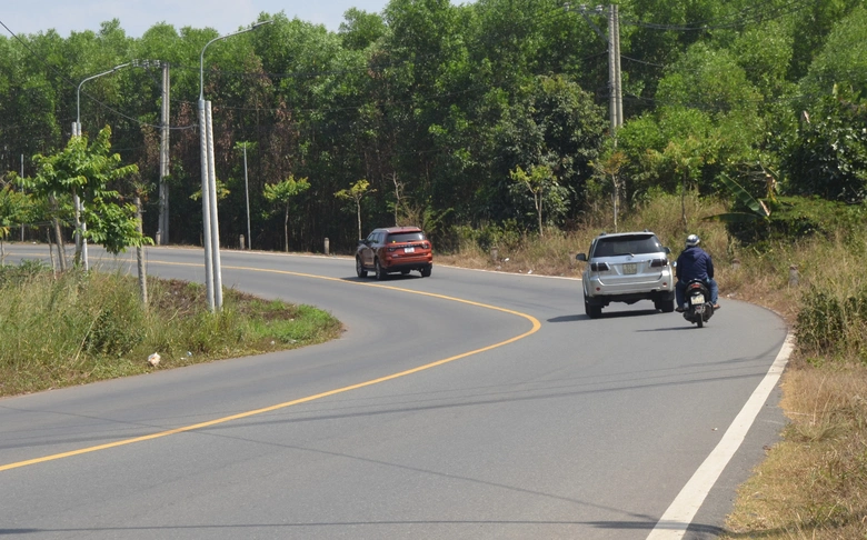 Tăng tốc GPMB đường nối cầu Mã Đà - Vành đai 4, sẵn sàng khởi công giữa năm 2026- Ảnh 1. Tăng tốc GPMB đường nối cầu Mã Đà - Vành đai 4, sẵn sàng khởi công giữa năm 2026- Ảnh 1.