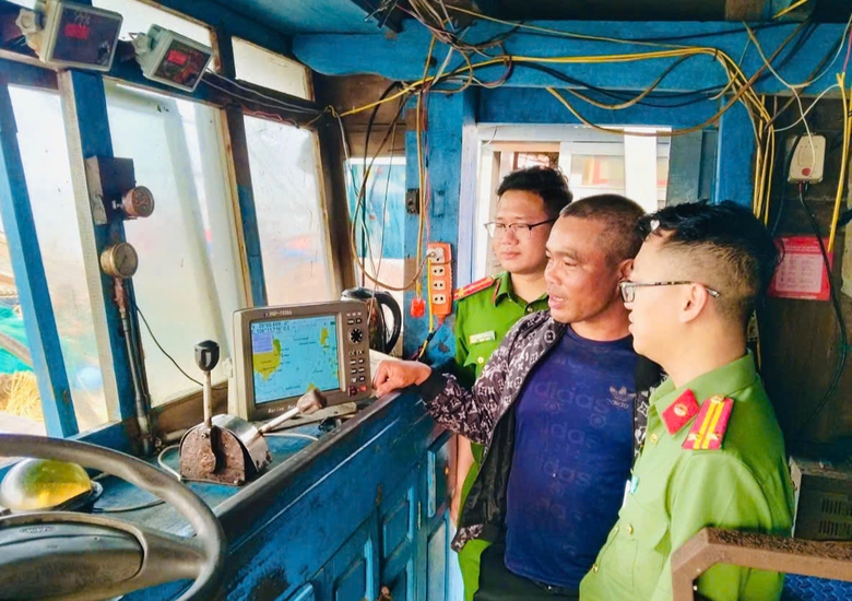 Ninh B&igrave;nh: Tăng cường kiểm tra thiết bị định vị t&agrave;u, bảo đảm chủ quyền tr&ecirc;n biển- Ảnh 1.