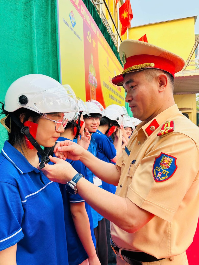 Gần 2.000 học sinh ở Nghệ An được hướng dẫn kỹ năng l&aacute;i xe an to&agrave;n- Ảnh 3.