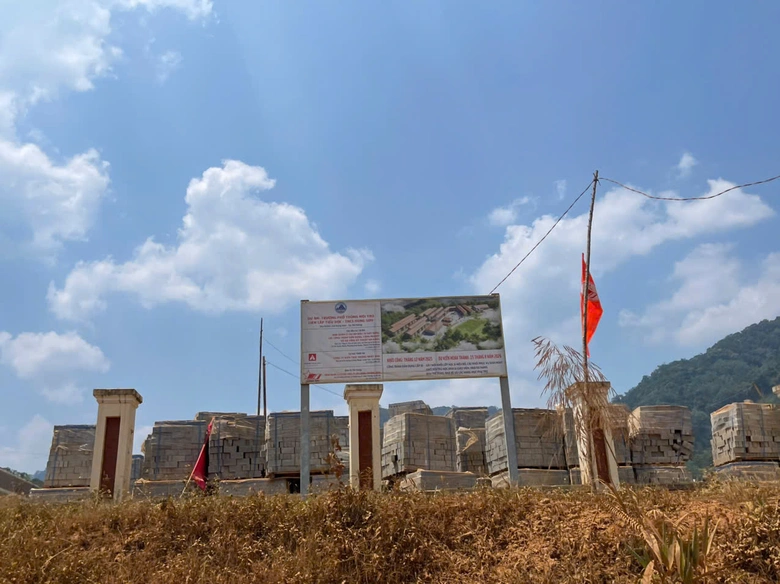 Lực lượng quân đội Đà Nẵng huy động 250 cán bộ, chiến sĩ hỗ trợ xây dựng 5 trường nội trú- Ảnh 3. Lực lượng quân đội Đà Nẵng huy động 250 cán bộ, chiến sĩ hỗ trợ xây dựng 5 trường nội trú- Ảnh 3.