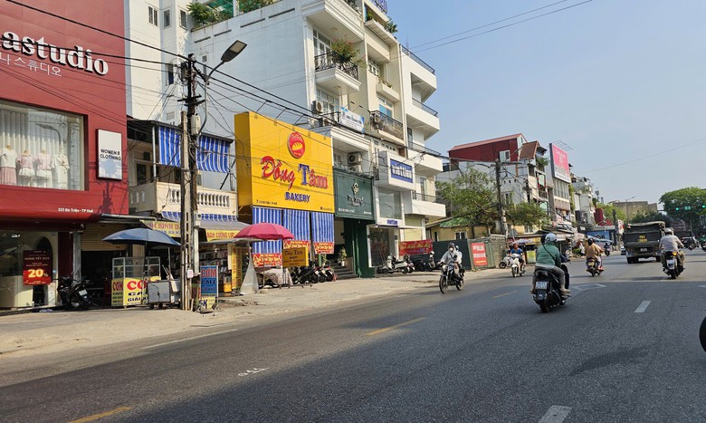 Huế: T&igrave;m giải ph&aacute;p th&aacute;o gỡ vướng mắc, th&uacute;c tiến độ dự &aacute;n đường B&agrave; Triệu 541 tỷ đồng- Ảnh 8.