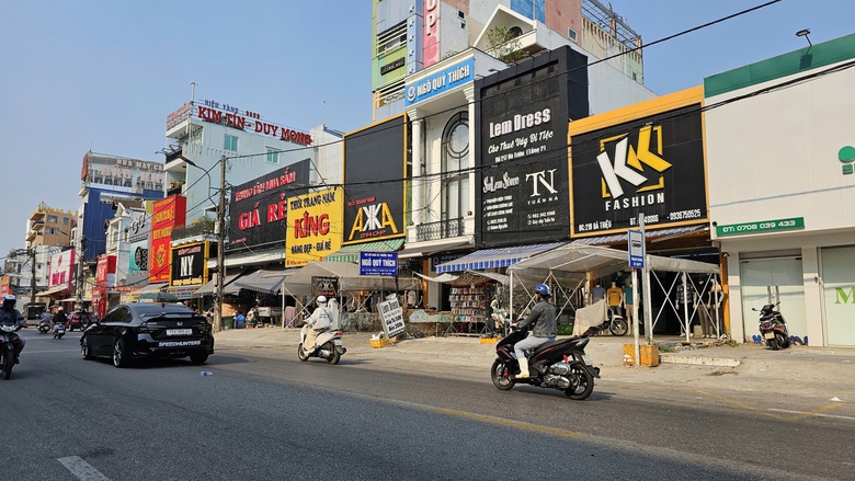 Huế: T&igrave;m giải ph&aacute;p th&aacute;o gỡ vướng mắc, th&uacute;c tiến độ dự &aacute;n đường B&agrave; Triệu 541 tỷ đồng- Ảnh 5.