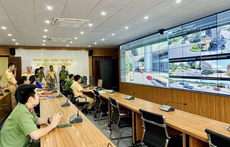 Quảng Ninh ứng dụng camera AI phát hiện, xử lý sự cố giao thông kịp thời- Ảnh 1. Quảng Ninh ứng dụng camera AI phát hiện, xử lý sự cố giao thông kịp thời- Ảnh 1.