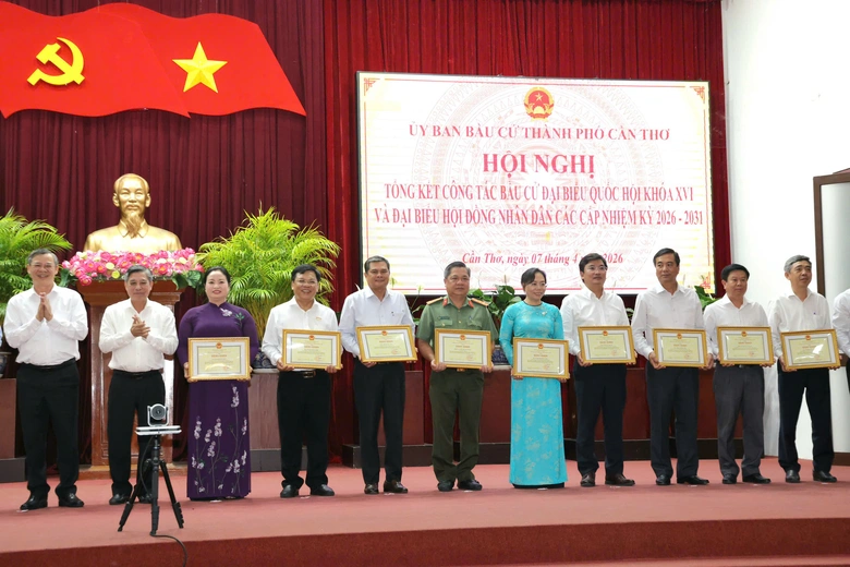 Chuyển đổi số lan tỏa trong công tác bầu cử tại Cần Thơ- Ảnh 1. Chuyển đổi số lan tỏa trong công tác bầu cử tại Cần Thơ- Ảnh 1.